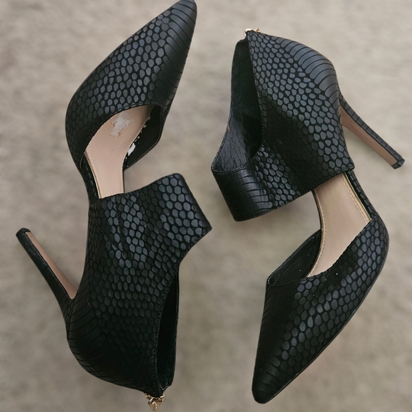 Jessica Simpson Snake Print Black Ankle Strap Pointed Heels sz 8 - Picture 1 of 6